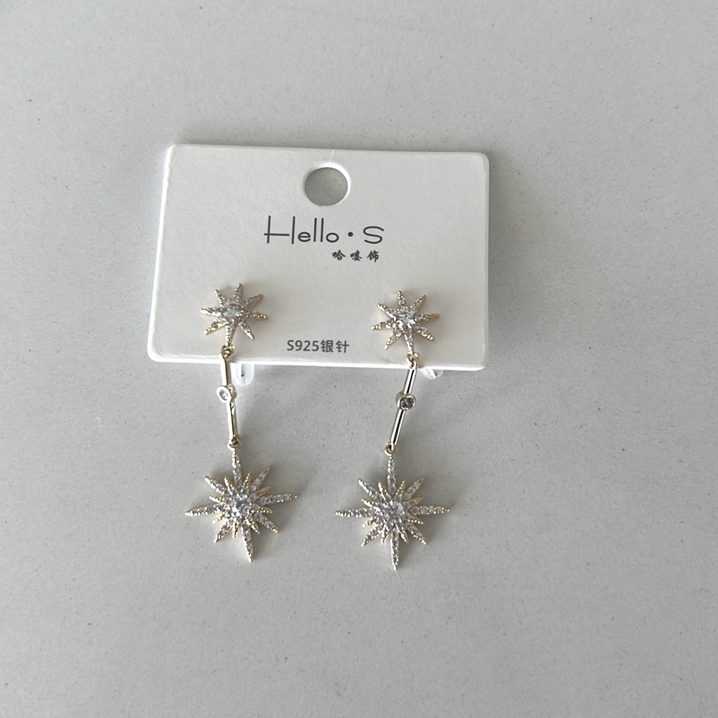 Hello.S Earrings